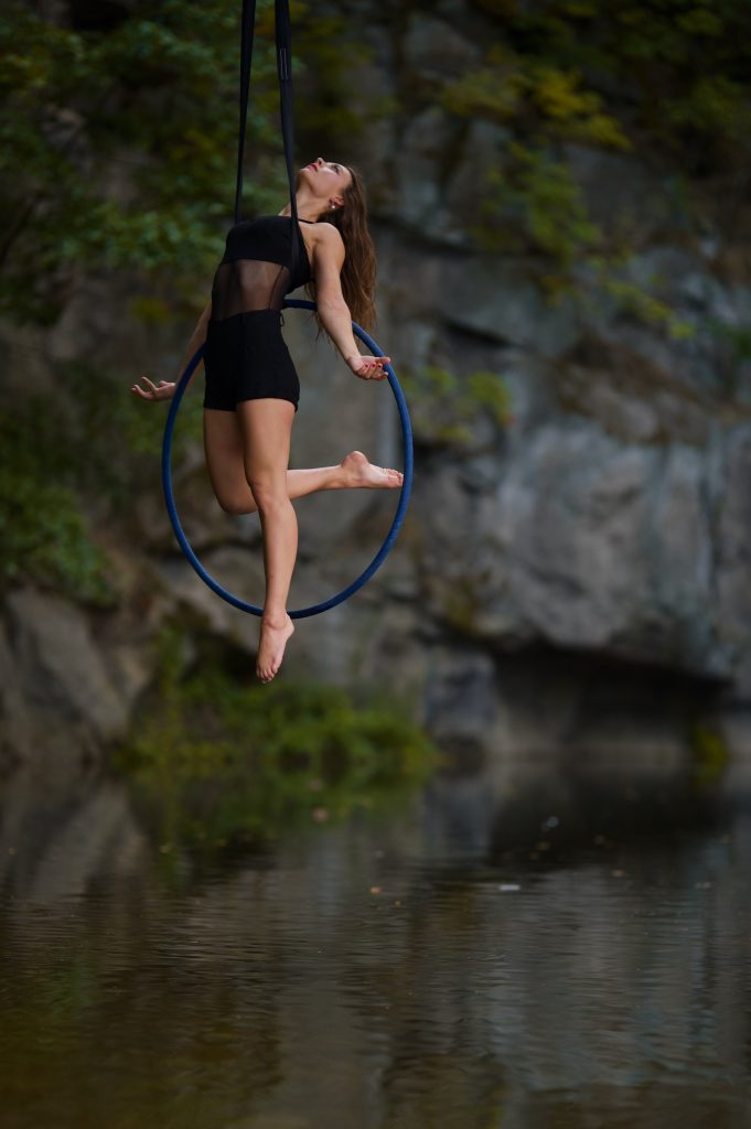 Aerial hoop